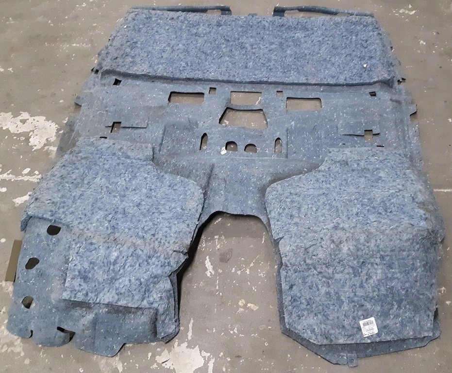 1 Ковровое покрытие салона Tesla model S 1002392-00-G